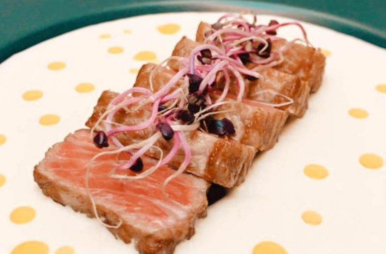 Tataki de atún rojo con ajoblanco - Foto Balfegó