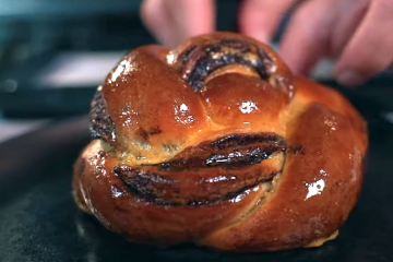 Brioche trenzado de chocolate