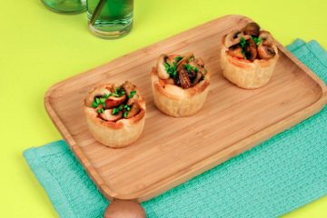 Cestitas de hojaldre con champiñones al ajo y jengibre