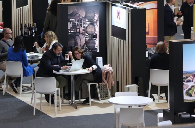 Preparando FINE, Feria Internacional de Enoturismo, en Valladolid