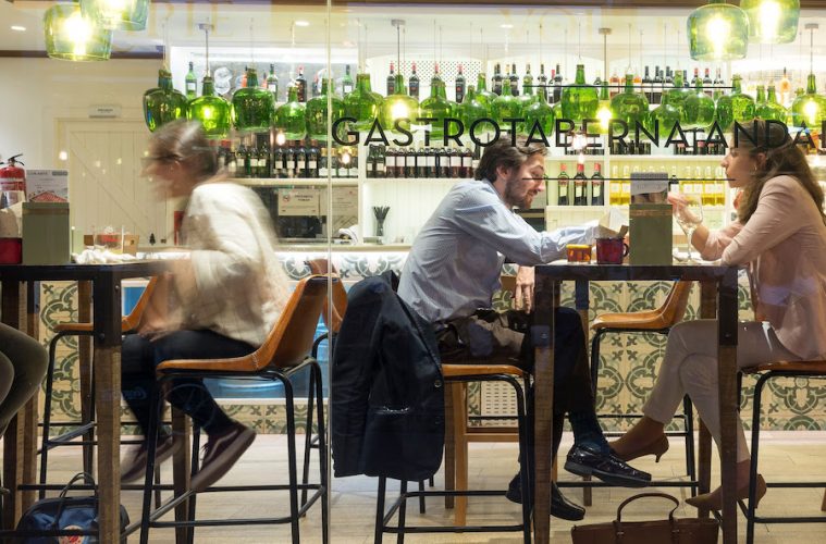Lo que deberíamos saber si estamos pensando en elegir una franquicia de hostelería - Foto: G. Foodbox