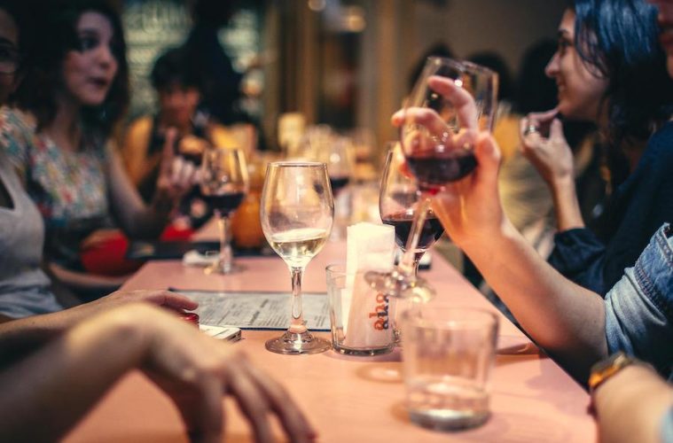Los últimos datos de 2023 confirman un aumento del consumo de vino en España