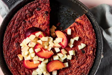 Budin de pan duro con cereales, manzana y ron