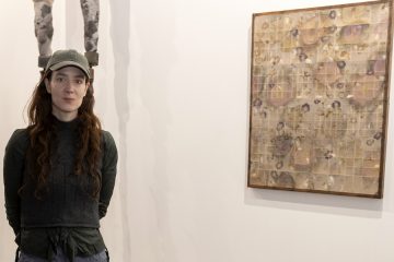 En la palma de sus manos, de Mónica Mays, ganadora del Premio illy SustainArt 2024