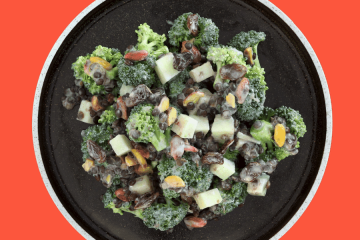 Lentejas con brócoli, pistachos y manzana