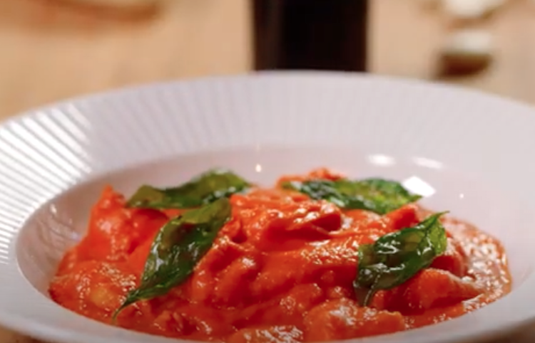 Bacalao con tomate y un toque de vinagre de Jerez
