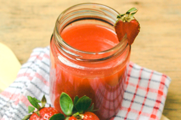 Gazpacho con fresas maduras