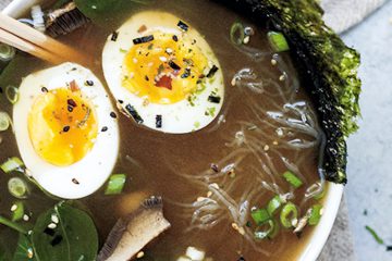 Ramen con sobras de pollo