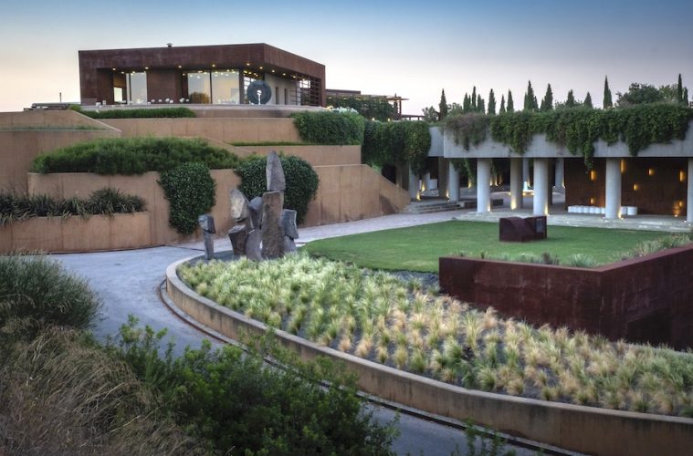 Tres marcas de vino españolas entre las diez más admiradas del mundo, según Drinks International - Foto Familia Torres