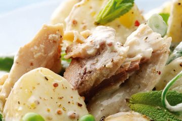Ensalada de patata cocida sobrante con caballa en conserva