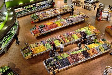 El IVA al 0 % de los alimentos básicos, incluido el aceite de oliva, en vigor desde hoy
