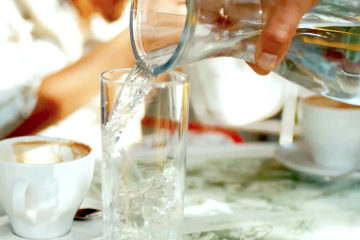 Iniciativa para incentivar el consumo de agua del grifo en los restaurantes madrileños