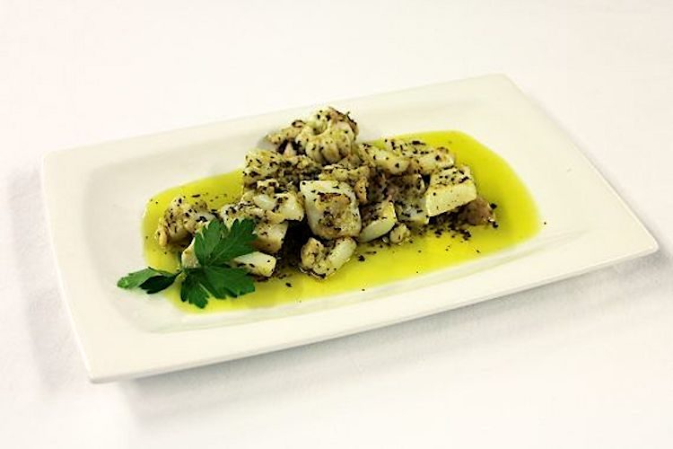 Sepia a la plancha con salsa verde