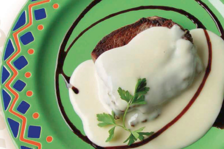Solomillo con salsa de queso de torta
