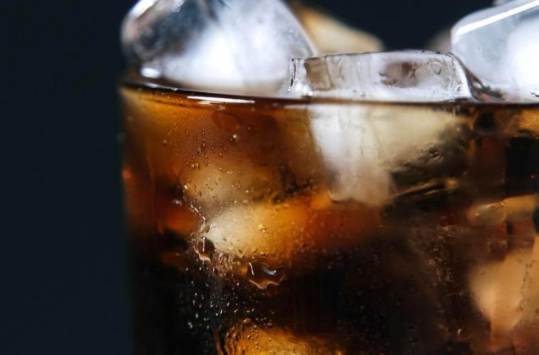 El verano supone el 30 % del consumo total de refrescos