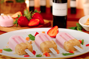 Polos de cheesecake agridulce de frutos rojos