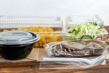 Consejos para evitar el consumo de microplásticos en el día a día