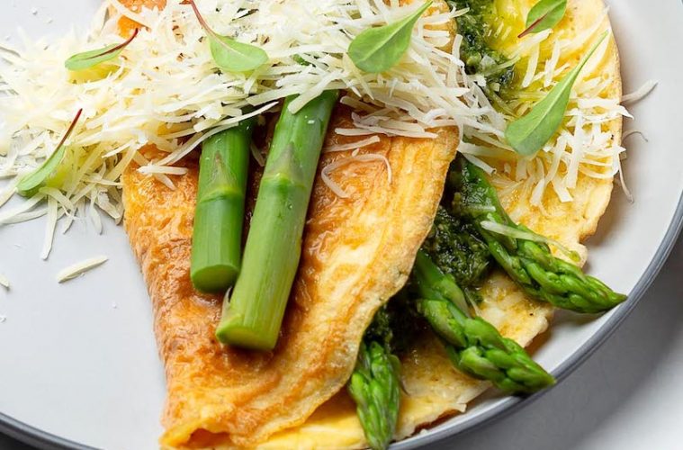 Tortilla de espárragos trigueros sobrantes
