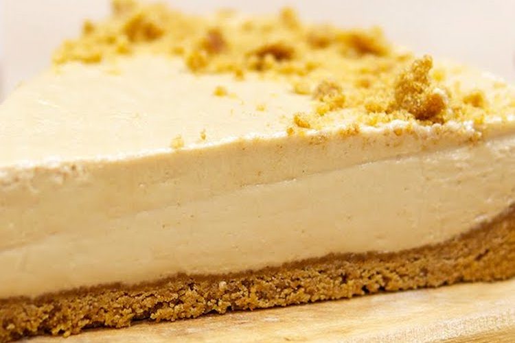 Tarta de queso con galletas sobrantes