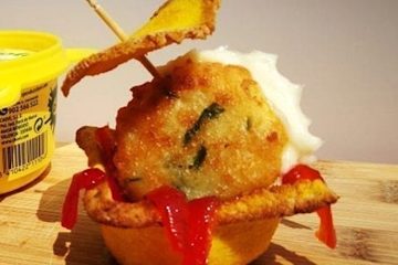 Buñuelos de bacalao con alioli