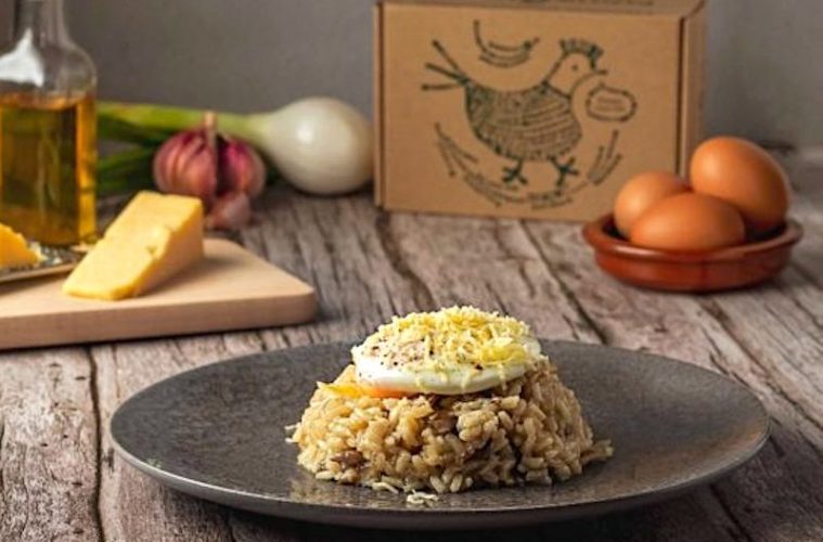Risotto con setas variadas sobrantes y huevo
