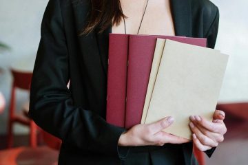 Buscando al mejor profesional de sala revelación 2025