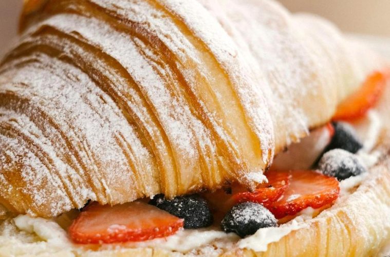 En el Día del Croissant, cinco rellenos dulces para un clásico de la repostería