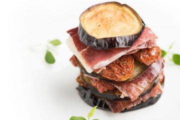 Berenjena sobrante con jamón y pesto