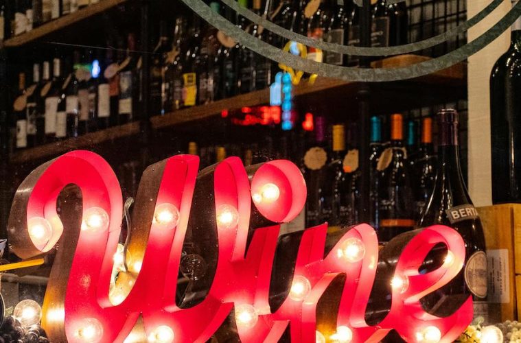 Las denominaciones de origen piden que se excluya el vino de los aranceles de respuesta a Estados Unidos