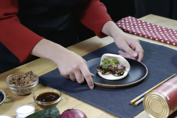 Bao bun de pato con salsa hoisin