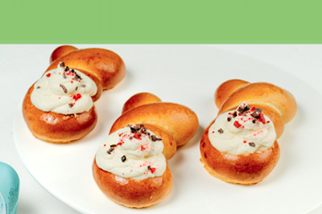 Minimonas de Pascua rellenas de cheescake