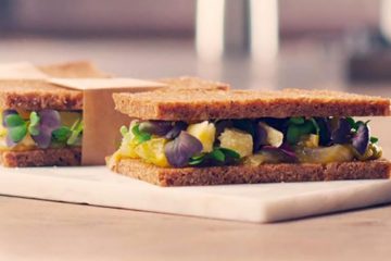 Sandwichitos de queso y chutney de tomate