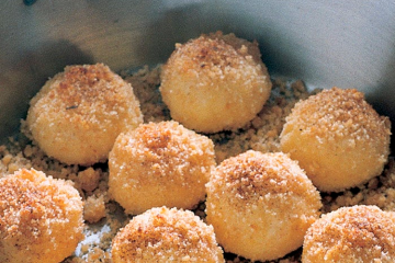 Bolitas de albaricoque y ricota