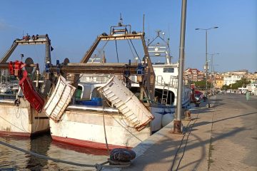 Los barcos de arrastre del Mediterráneo dispondrán de más días de pesca, gracias al uso de puertas voladoras (Foto MAPA)