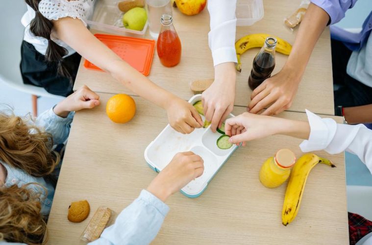 Los expertos piden hacer realidad el derecho a una alimentación saludable en los comedores escolares