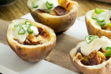 Patatas rellenas con sobras de chorizo y queso