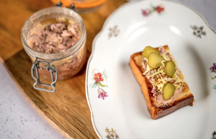 Rillete de abanico ibérico con foie gras