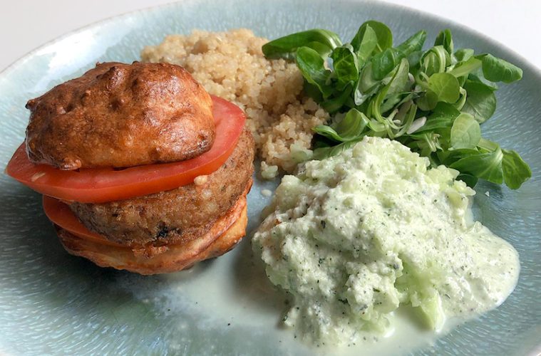 Hamburguesas vegetales con quinoa y tzatziki casero