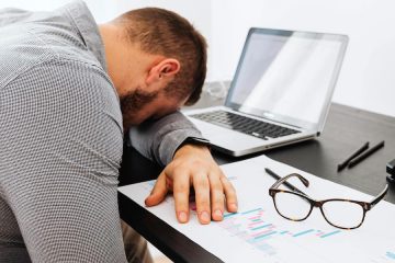 ¿Influyen los hábitos alimentarios influyen en la calidad del sueño?