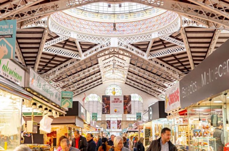 Los mercados municipales contarán con un protocolo común ante emergencias Foto Mercat Central de València