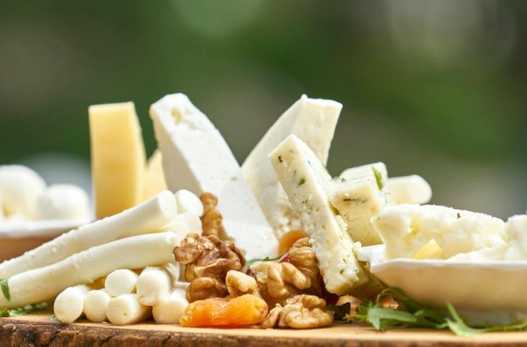Los tipos de queso elaborados en España, sus características y maridaje