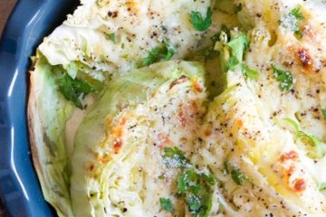 Repollo sobrante con queso gratinado y pimienta de Sichuan