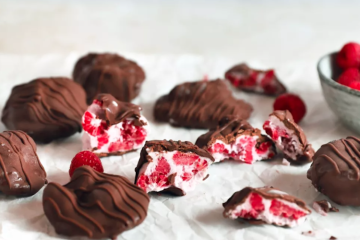 Bombones de frambuesa y yogur de coco justito de fecha