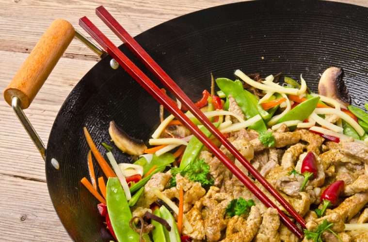 Wok de carne de cerdo salteada con verduras