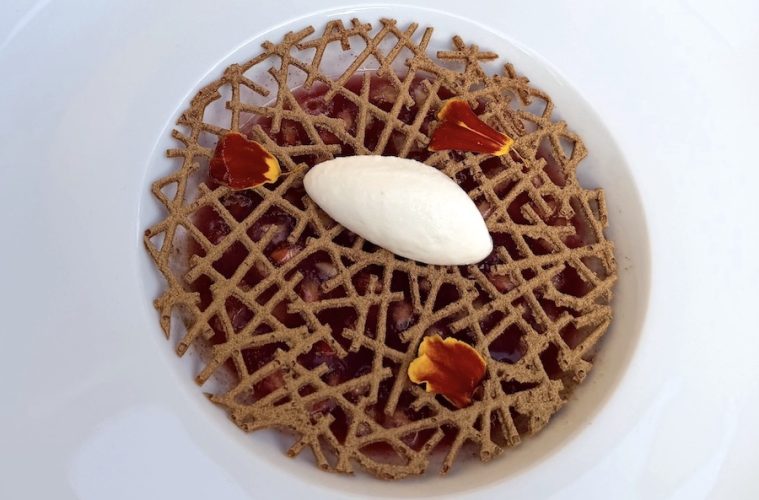 Platos con granadas de Elche que son de premio