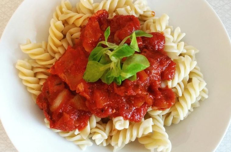 Tomate frito con sabor casero: qué referencias españolas respetan la tradición culinaria