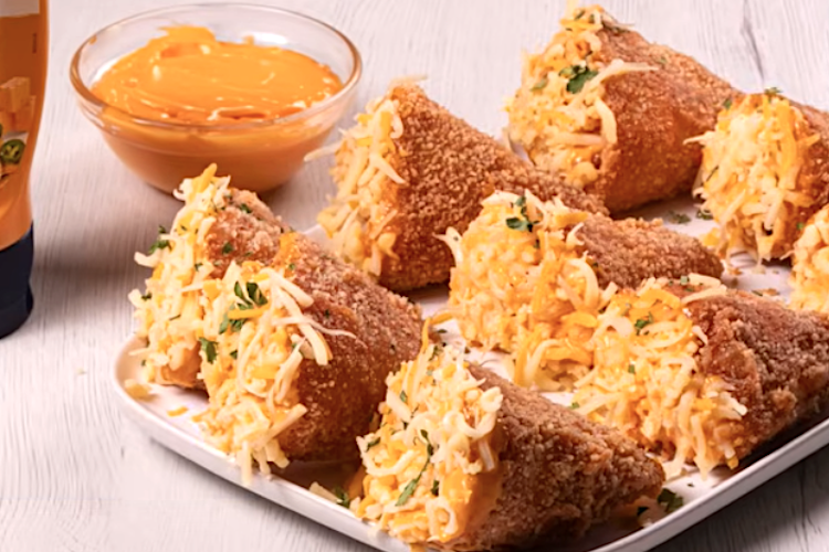 Cucuruchos crujientes de pollo y cheddar