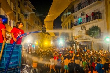 La Carrera del Agua, en Lanjarón, Fiesta de Interés Turístico Nacional (Foto Ayuntamiento de Lanjarón)