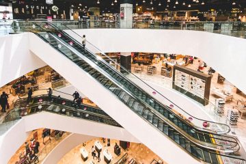 Los centros comerciales siguen aumentando en ventas y visitas
