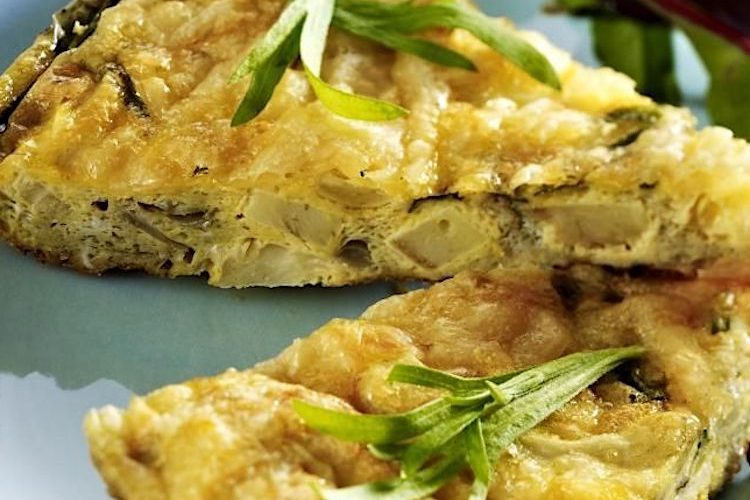 Pinchitos de tortilla de alcachofas